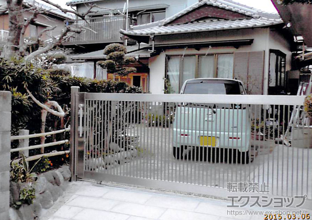 静岡県浜松市ののカーゲート ステンシャインIII 引戸2型 片引き 手動式 施工例