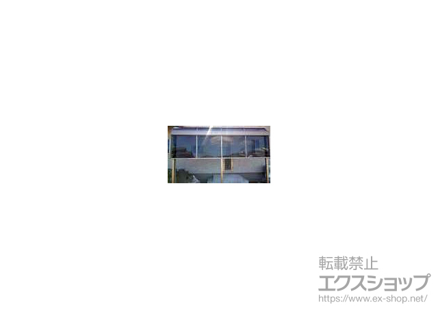 香川県さぬき市のLIXIL リクシル（トステム）のテラス屋根 ライザーテラスII R型 テラスタイプ 単体 積雪〜20cm対応＋吊り下げ物干し ロング 2本入り＋前面スクリーン 1段仕様 施工例