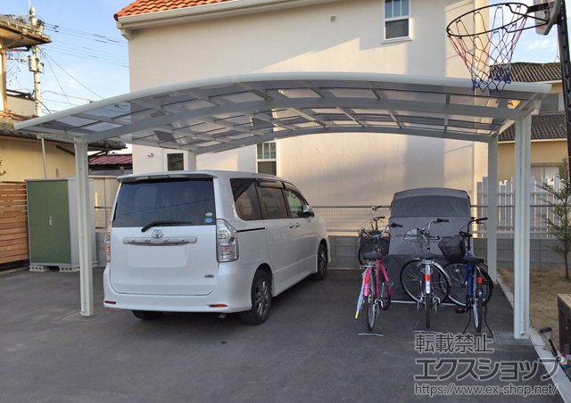 熊本県菊池郡菊陽町のLIXIL リクシル（トステム）のカーポート カーブポートシグマIII ワイド 積雪〜20cm対応 施工例