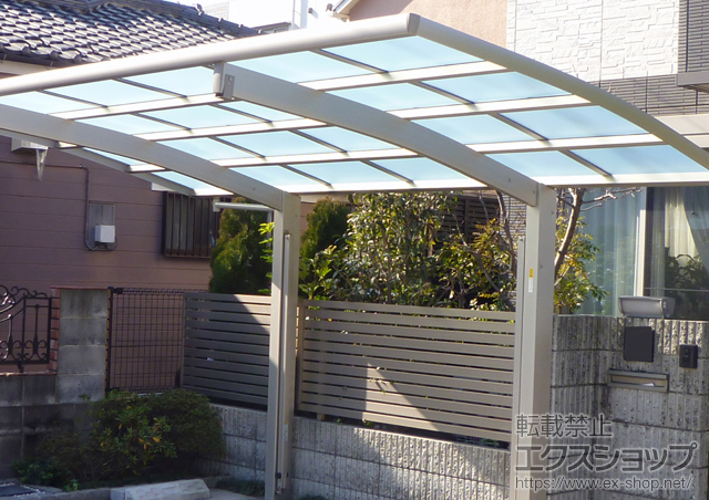 東京都大田区ののカーポート レイナポートグランZ　積雪〜20cm対応＋着脱式サポート　標準・ハイルーフ兼用　2本入り 施工例