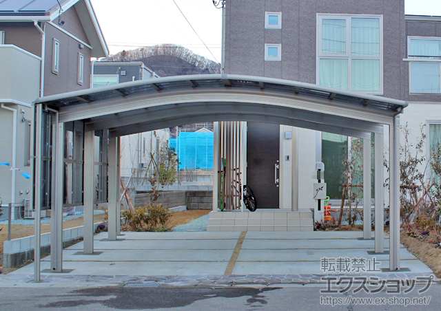 宮城県名取市のLIXIL リクシル（トステム）のカーポート レグナスポートシグマIII 3000 ワイド 積雪〜100cm対応＋サイドパネル 2段 施工例