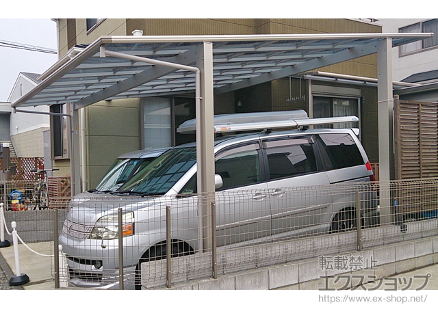 神奈川県厚木市ののカーポート エフルージュ ツイン 8度傾斜施工 積雪〜20cm対応 施工例