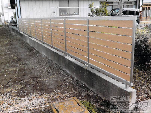 栃木県栃木市のLIXIL リクシル(新日軽)のフェンス・柵 セレビューフェンスRP3型 フリーポールタイプ 施工例