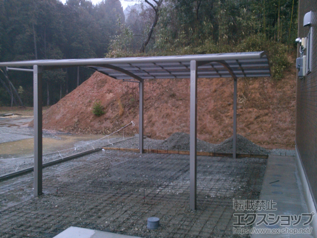 佐賀県嬉野市のLIXIL リクシル（トステム）のカーポート カーブポートシグマIII ワイド 積雪〜20cm対応 施工例