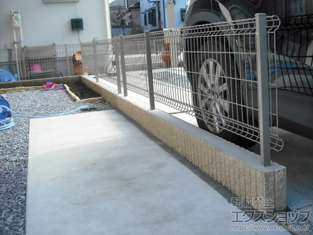 埼玉県所沢市ののフェンス・柵 ハイグリッドフェンスN8型 フリーポールタイプ 施工例