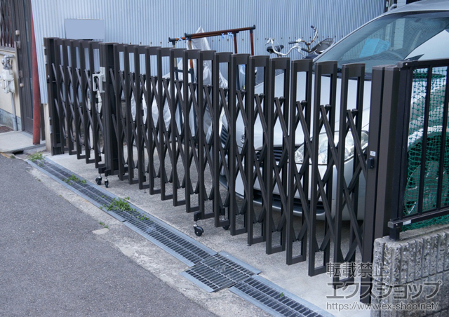 大阪府大阪市ののカーゲート アルシャインII M型 Aタイプ ノンレール 両開き親子　(150+350)WP 施工例