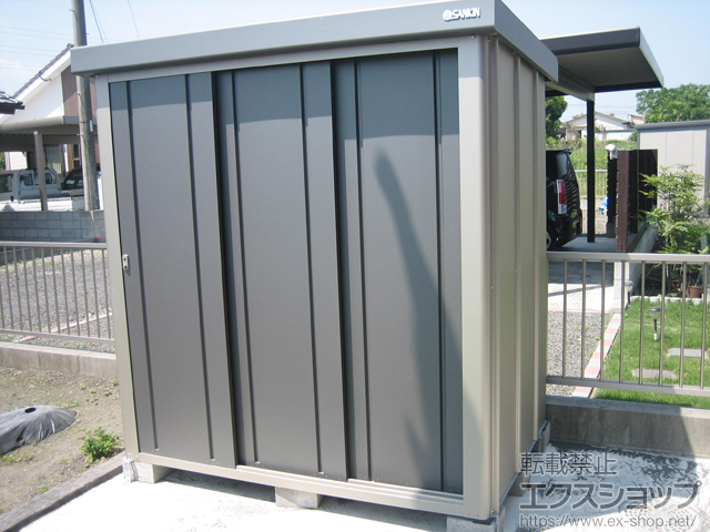 鹿児島県鹿屋市のの物置・屋外倉庫 エスケーセブンアルファ SK7α-07 一般型 1800 ×1200×1940(SK7α-07) 施工例