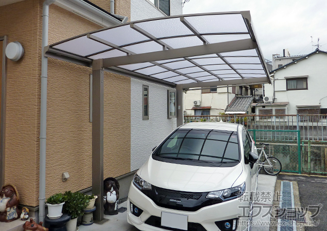 大阪府寝屋川市ののカーポート キューブポート 積雪〜20cm対応 施工例