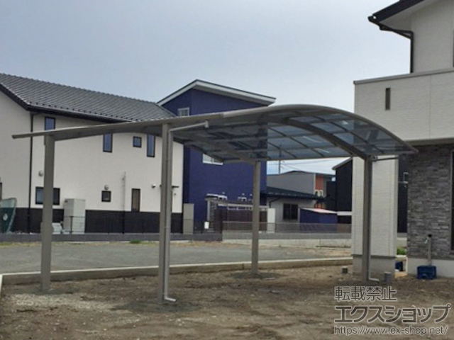 山梨県甲斐市ののカーポート プレシオスポート ワイド 積雪〜20cm対応 施工例