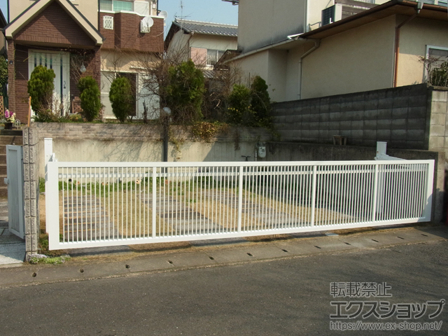 京都府京都市ののカーゲート ラビーネワイド2型（縦格子） 電動式 施工例