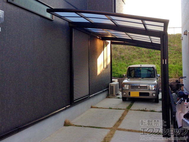 大阪府和泉市のLIXIL リクシル（トステム）のカーポート カーブポートシグマIII 延長 積雪〜20cm対応 施工例