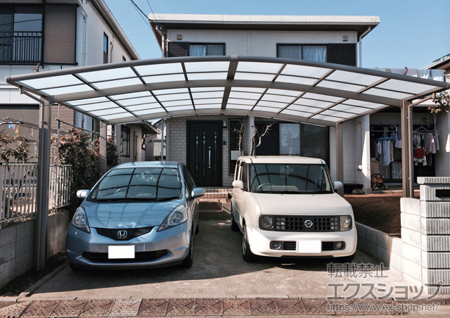 埼玉県鶴ヶ島市のLIXIL リクシル（トステム）のカーポート カーブポートシグマIII ワイド 積雪〜20cm対応 施工例