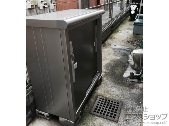 東京都足立区のの物置・屋外倉庫 エスモ 一般型 1050×520×1101(ESD-1005YGL SI) 施工例