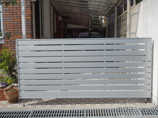 大阪府箕面市ののカーゲート オーバードアS5型 電動式 施工例