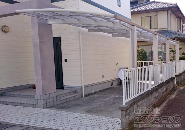 徳島県板野郡松茂町ののカーポート レイナポートグラン 縦連棟　積雪〜20cm対応 施工例