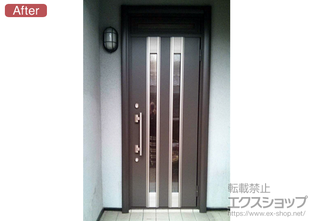 三重県伊賀市のLIXIL リクシル（トステム）の玄関ドア リシェント 300型 片開き ランマ付 施工例