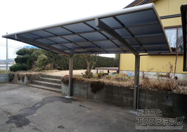 茨城県つくばみらい市のLIXIL リクシル（トステム）のカーポート カーブポートシグマIII 積雪〜20cm対応 施工例