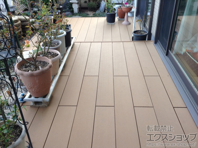 埼玉県上尾市ののウッドデッキ リウッドデッキ200 施工例