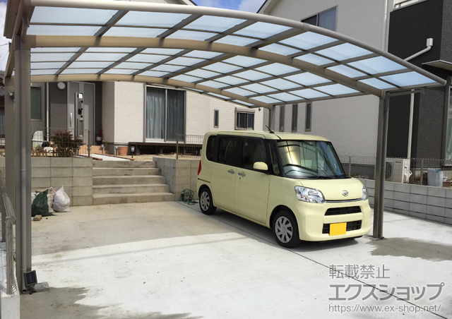 岐阜県可児市のLIXIL リクシル（トステム）のカーポート カーブポートシグマIII ワイド 積雪〜20cm対応 施工例