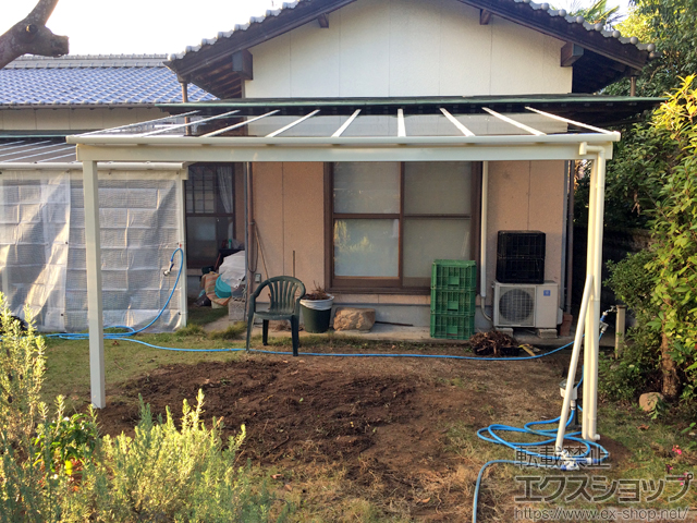 愛媛県西条市ののテラス屋根 スピーネ F型 テラスタイプ 単体 積雪〜20cm対応 施工例