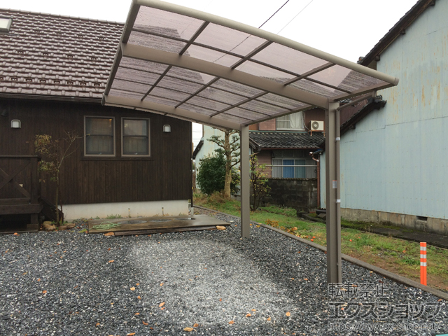 岐阜県大垣市ののカーポート ネスカR (ラウンドスタイル) 積雪〜20cm対応 施工例