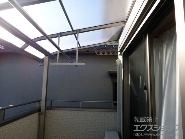 大阪府八尾市ののバルコニー・ベランダ屋根 ヴェクターテラス R型 屋根タイプ 単体 積雪〜20cm対応 施工例