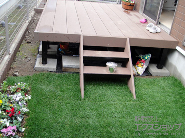 神奈川県小田原市ののウッドデッキ マージウッドデッキ＋マージウッドデッキ ステップ Sタイプ（2段） 施工例