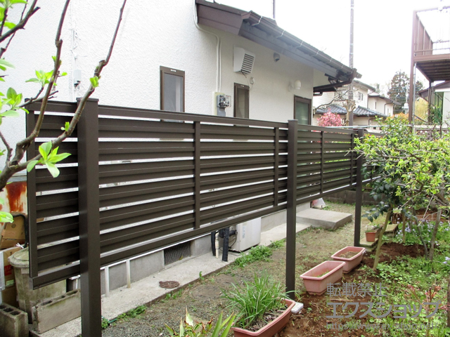 千葉県八千代市のLIXIL リクシル(新日軽)のフェンス・柵 セレビューフェンスR3型 太横パネル 2段柱 施工例