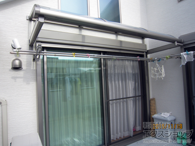 東京都練馬区ののバルコニー・ベランダ屋根 スピーネ R型 ルーフタイプ 単体 積雪〜20cm対応 施工例