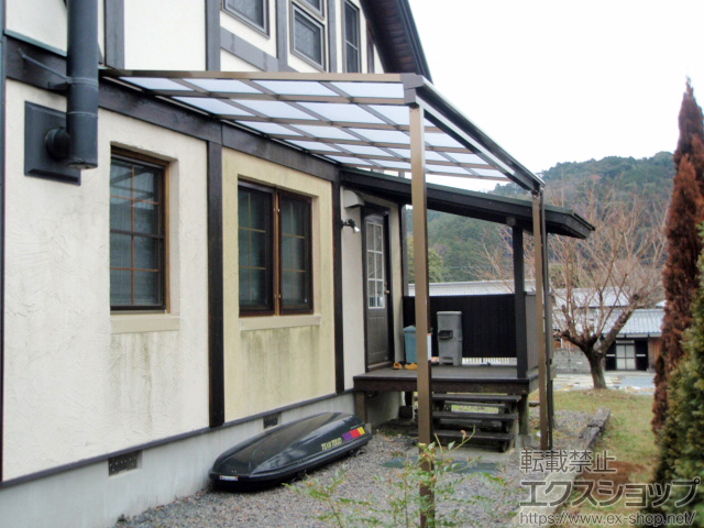 三重県亀山市ののテラス屋根 スピーネ F型 テラスタイプ 単体 積雪〜20cm対応 施工例