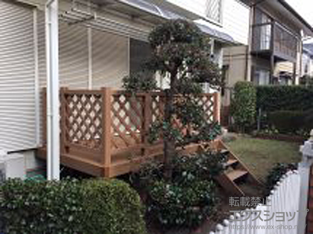 埼玉県鴻巣市ののウッドデッキ マージウッドデッキ＋ステップ5型 Ｈタイプ（3段）×1台＋ラティスデッキフェンス 施工例