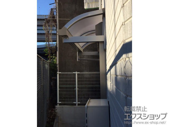 東京都板橋区ののバルコニー・ベランダ屋根 ヴェクターテラス R型 ルーフタイプ 単体 積雪〜20cm対応 施工例