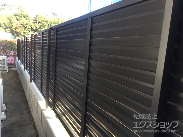 神奈川県三浦郡葉山町ののフェンス・柵 プレスタフェンス8型 フリーポールタイプ 施工例