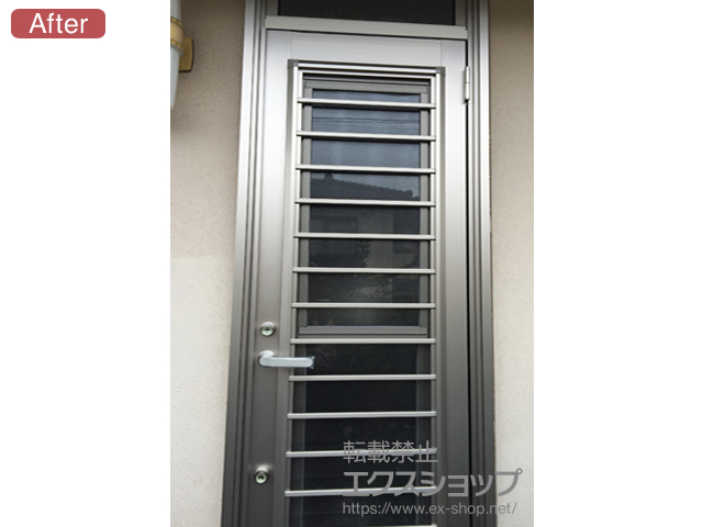 愛知県名古屋市のLIXIL リクシル（トステム）の玄関ドア リシェント勝手口ドア PG仕様(ランマ有)R B型 施工例