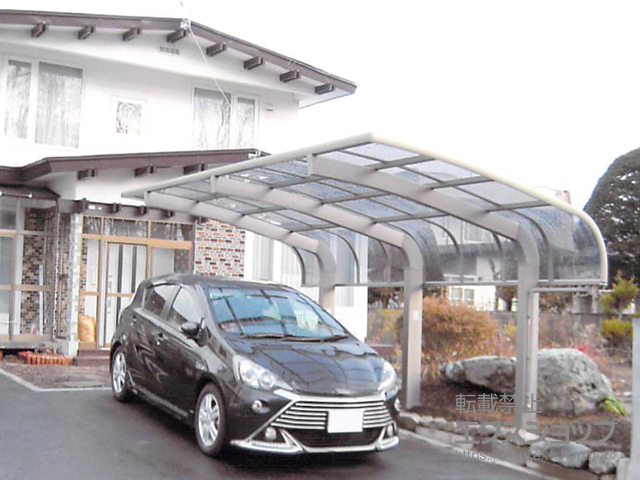 北海道室蘭市のLIXIL リクシル（トステム）のカーポート テールポートシグマIII 1500 積雪〜50cm対応 施工例