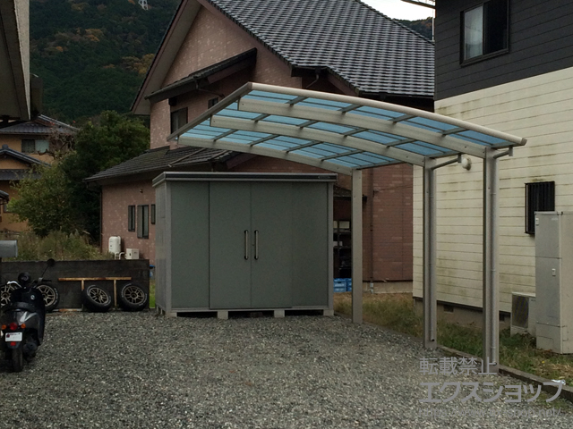 静岡県伊豆の国市ののカーポート レイナポートグラン 延長　積雪〜20cm対応 施工例