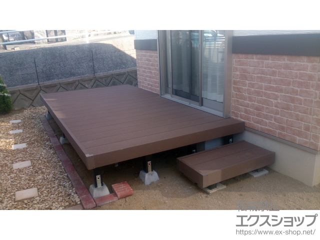 福岡県北九州市ののウッドデッキ マージウッドデッキ＋独立式 リウッドステップ2型 施工例