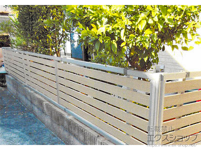 東京都町田市ののフェンス・柵 ルシアスフェンスF04型 横板 木目カラー 自由柱施工 施工例