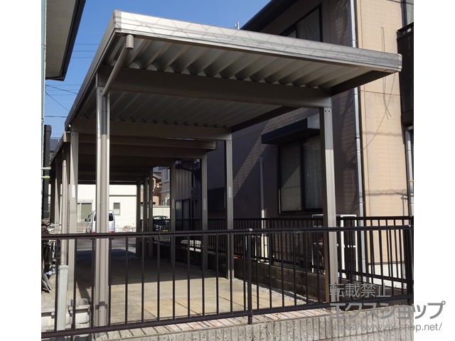 滋賀県長浜市のLIXIL リクシル（トステム）のカーポート テリオスポートIII 3000 角柱4本仕様 積雪〜100cm対応 施工例