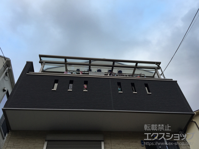 東京都板橋区ののバルコニー・ベランダ屋根 スピーネ F型 屋根タイプ 単体 積雪〜20cm対応 施工例