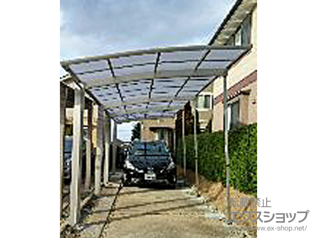 福島県福島市ののカーポート プレシオスポート 縦連棟 積雪〜20cm対応＋着脱式補助柱 2本入り×2セット 施工例