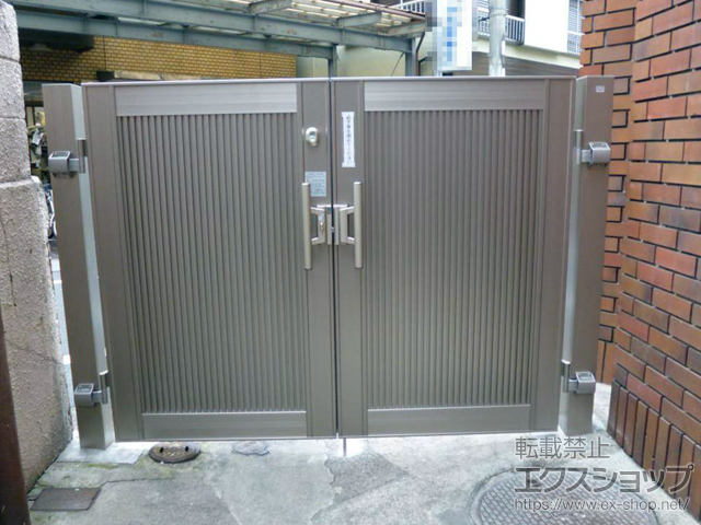 東京都豊島区のの門扉 エルネクス門扉 M-TM型 両開き　柱使用 施工例