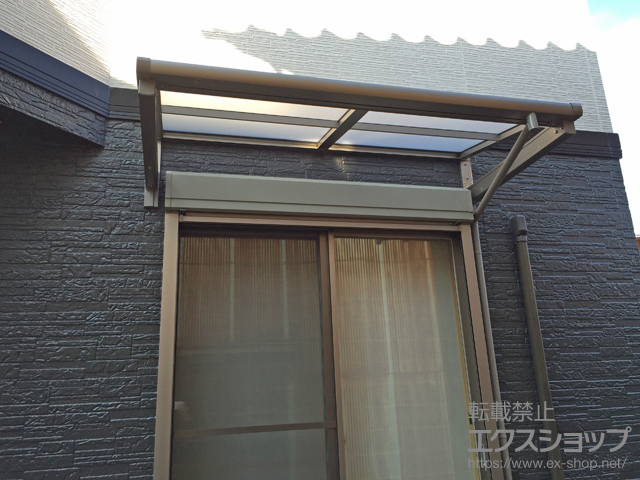 千葉県千葉市ののバルコニー・ベランダ屋根 スピーネ F型 ルーフタイプ 単体 積雪〜20cm対応 施工例