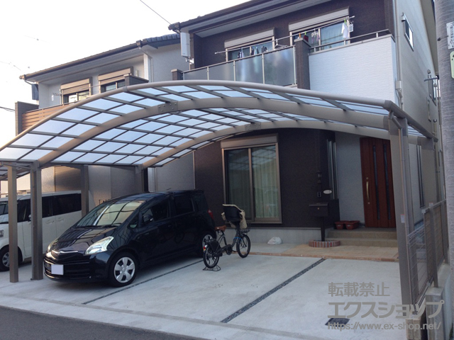 愛知県一宮市のLIXIL リクシル（トステム）のカーポート リベルポートシグマIII 3台用　積雪〜20cm対応 施工例