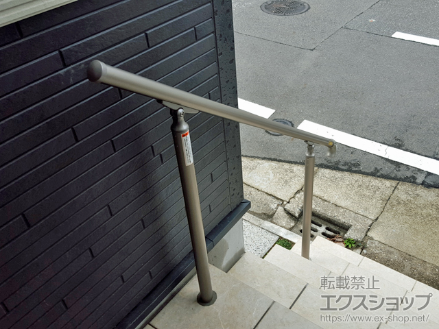 愛知県名古屋市のLIXIL リクシル（トステム）の手すり ガードウォーカー 施工例