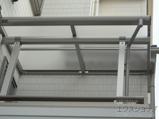 東京都板橋区ののバルコニー・ベランダ屋根 プレシオステラス F型 屋根タイプ 単体 積雪〜20cm対応 施工例