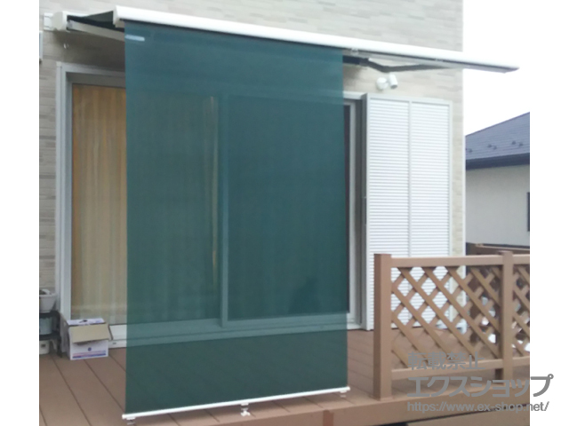 福島県相馬市のLIXIL リクシル（トステム）のオーニング・日よけ 彩風CR型 手動式 施工例