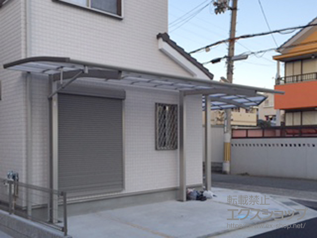 大阪府八尾市ののカーポート レイナポートREグラン 前下がり 積雪〜20cm対応 施工例