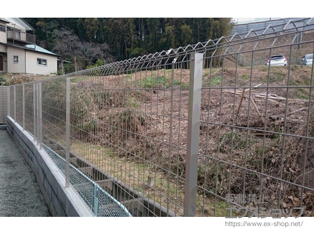 神奈川県横浜市ののフェンス・柵 イーネットフェンス1F型 自由柱タイプ 施工例