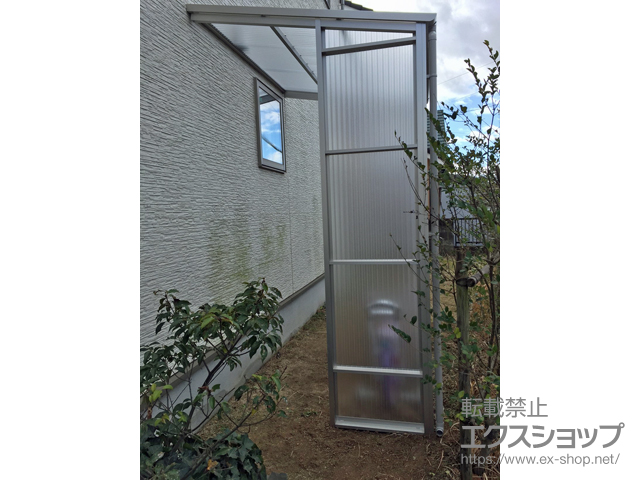 岡山県倉敷市ののバルコニー・ベランダ屋根 ストックヤードII 両袖タイプ 積雪〜20cm対応 施工例